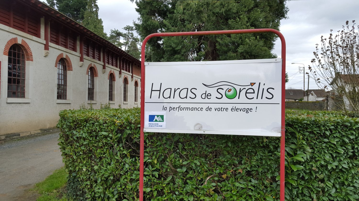 COUR HARAS