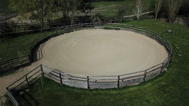 Rond de longe de 25m de diamètre